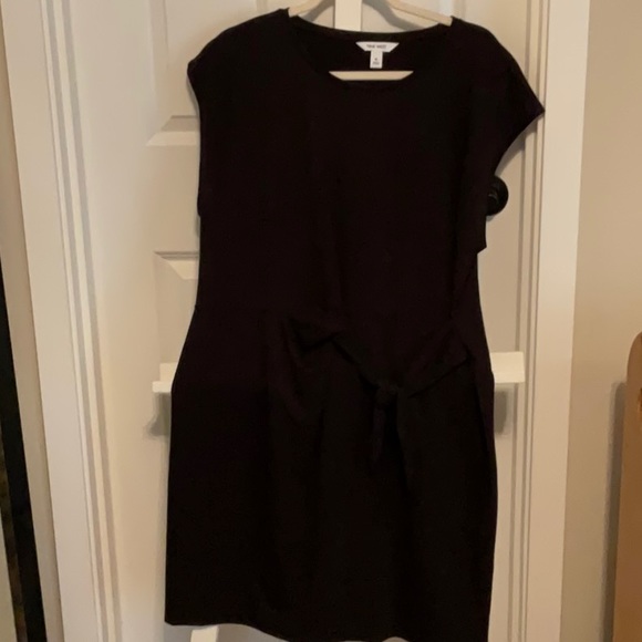 NEW WO TAGS.  BLACK NINE WEST KNIT DRESS - Picture 2 of 4